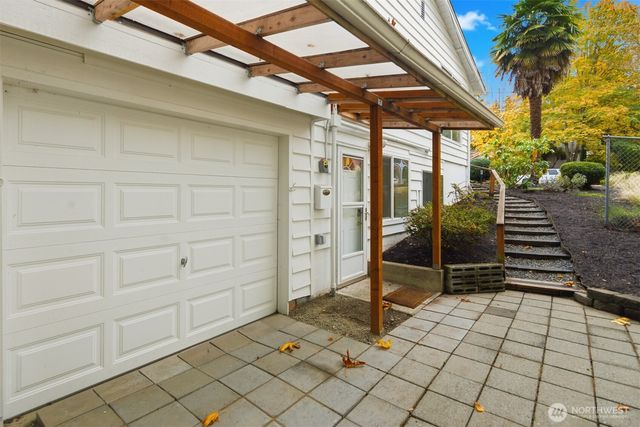 12664 NE 87th Street, Kirkland, WA 98033