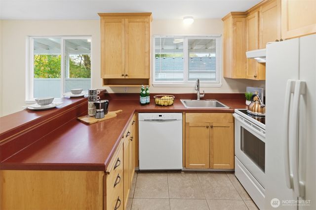 12664 NE 87th Street, Kirkland, WA 98033