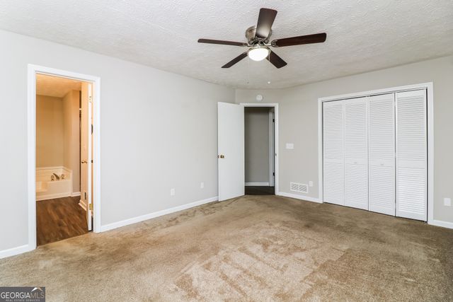 2068 Winsburg Drive NW, Kennesaw, GA 30144