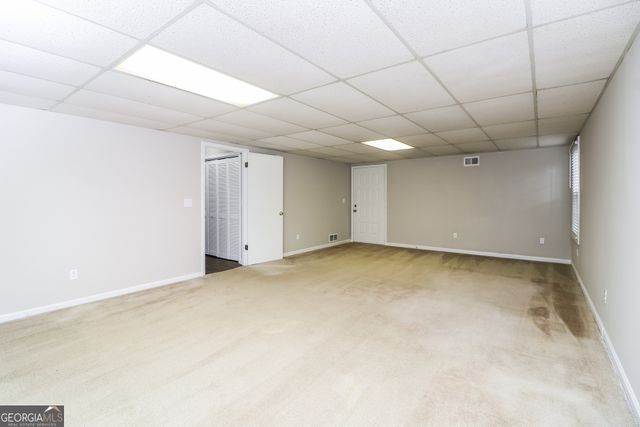 2068 Winsburg Drive NW, Kennesaw, GA 30144