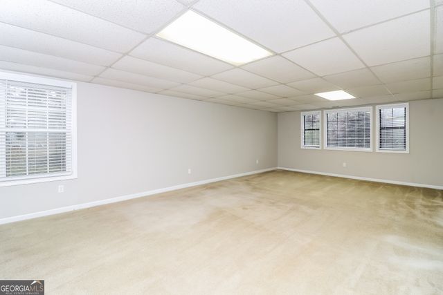 2068 Winsburg Drive NW, Kennesaw, GA 30144