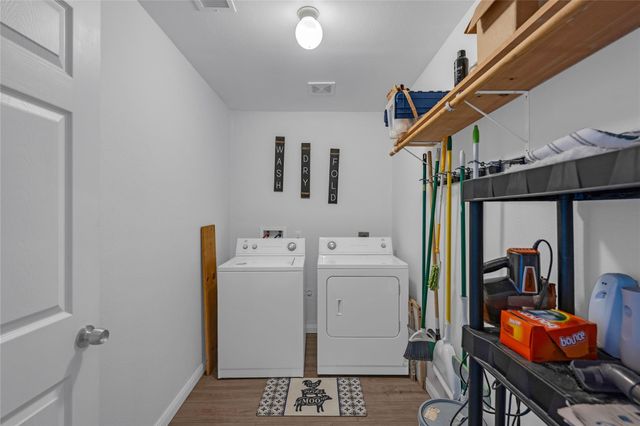 1271 Faggards Slip, Gilchrist, TX 77617