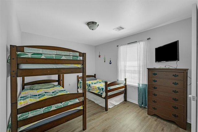 1271 Faggards Slip, Gilchrist, TX 77617