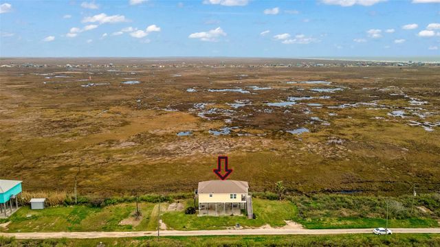 1271 Faggards Slip, Gilchrist, TX 77617