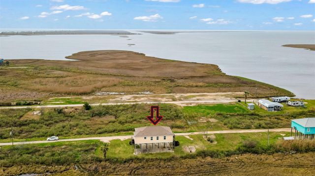 1271 Faggards Slip, Gilchrist, TX 77617