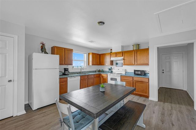 1271 Faggards Slip, Gilchrist, TX 77617