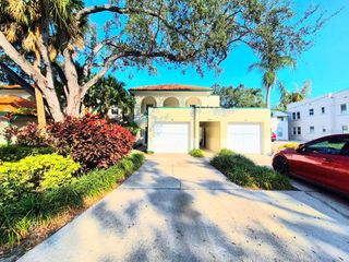 2513 W KANSAS AVENUE B, Tampa, FL 33629