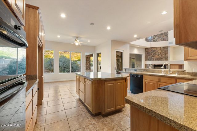 5120 W POTTER Drive, Glendale, AZ 85308