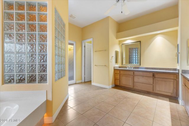 5120 W POTTER Drive, Glendale, AZ 85308