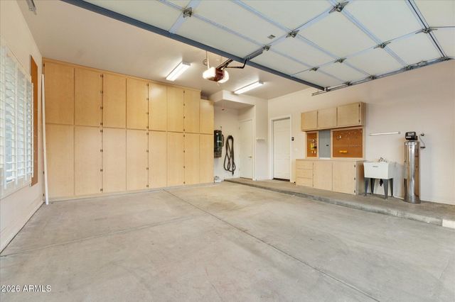 5120 W POTTER Drive, Glendale, AZ 85308