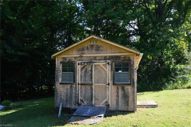 183 E Aiken Road, Eden, NC 27288
