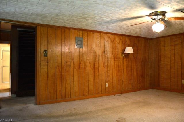 183 E Aiken Road, Eden, NC 27288