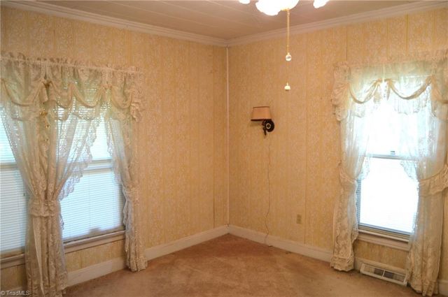 183 E Aiken Road, Eden, NC 27288