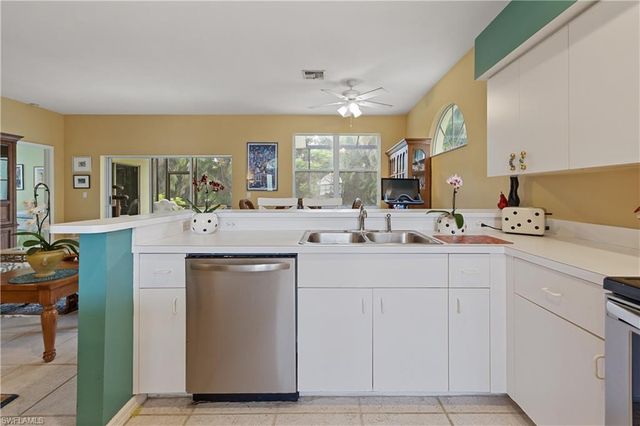 25060 Bay Cedar DR, Bonita Springs, FL 34134