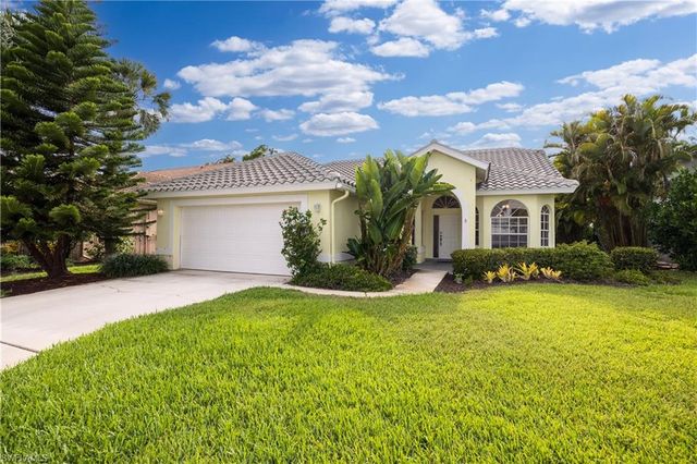 25060 Bay Cedar DR, Bonita Springs, FL 34134