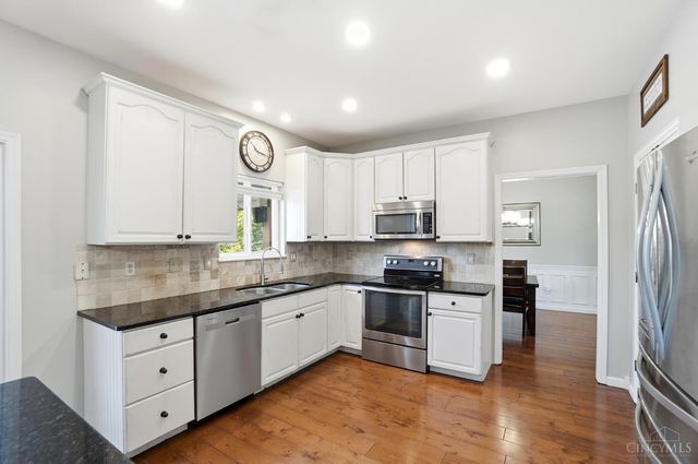 7554 Bridgeford Court, West Chester, OH 45069