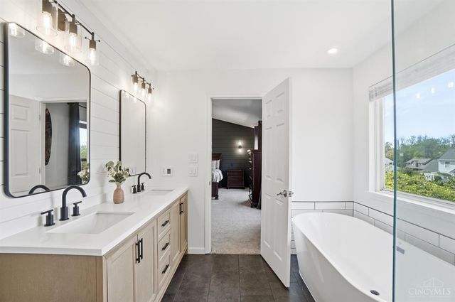 7554 Bridgeford Court, West Chester, OH 45069