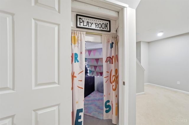 7554 Bridgeford Court, West Chester, OH 45069