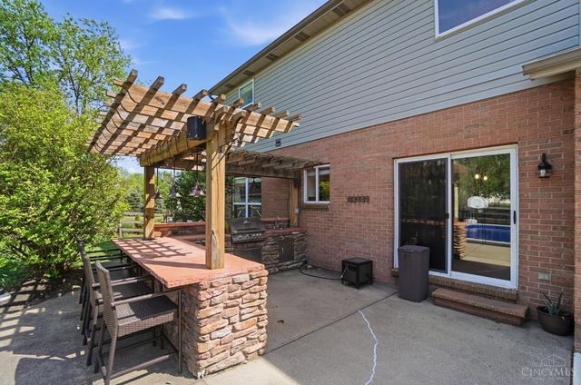 7554 Bridgeford Court, West Chester, OH 45069