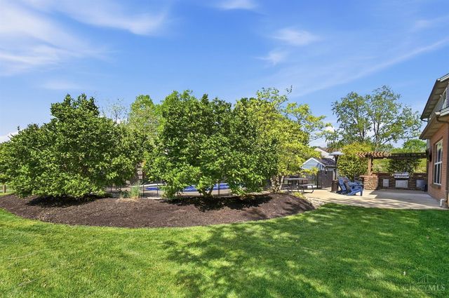 7554 Bridgeford Court, West Chester, OH 45069