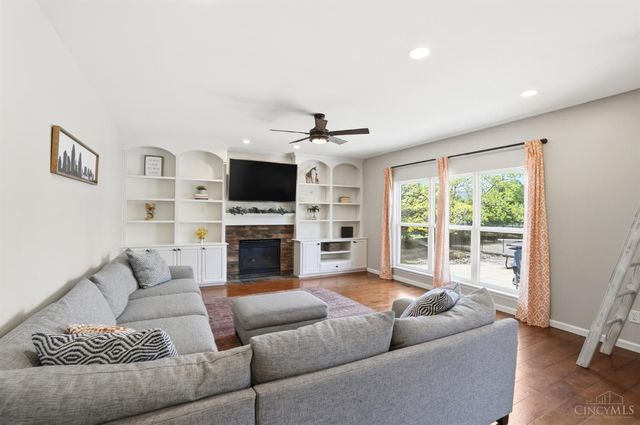 7554 Bridgeford Court, West Chester, OH 45069