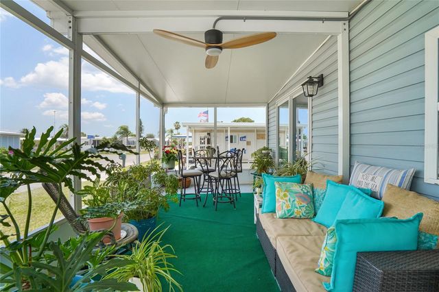 512 IMPERIAL DRIVE, North Port, FL 34287