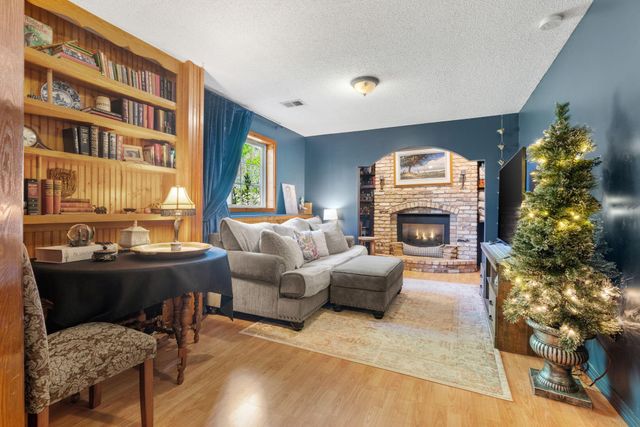 2671 Oakview Lane, Monticello, MN 55362