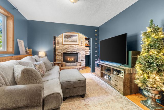 2671 Oakview Lane, Monticello, MN 55362