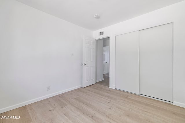 45517 Kingtree Avenue, Lancaster, CA 93534