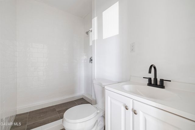 45517 Kingtree Avenue, Lancaster, CA 93534