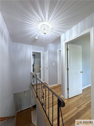 406 Cranbury Road 7, East Brunswick, NJ 08816