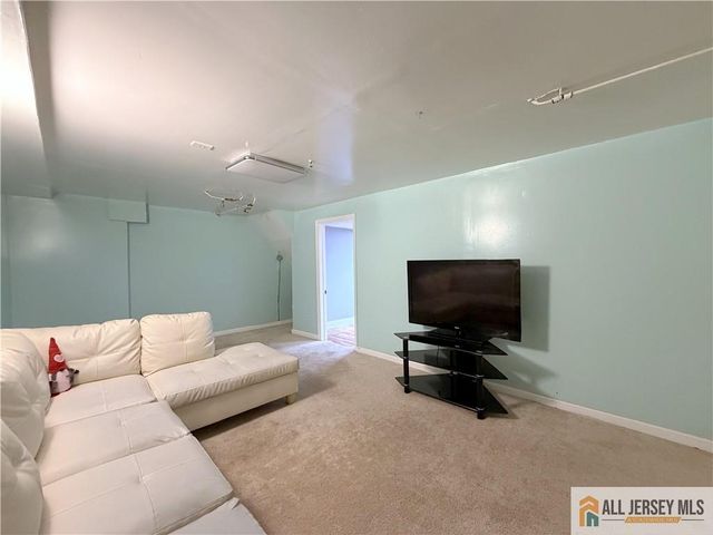 406 Cranbury Road 7, East Brunswick, NJ 08816