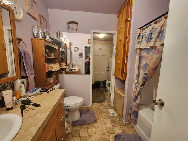 845 W ARCH St, Union, OR 97883