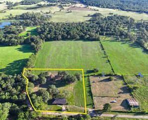 27687 T-2 Hoke Road, Richards, TX 77873