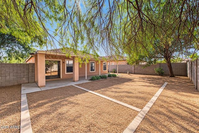 25748 W NANCY Lane, Buckeye, AZ 85326