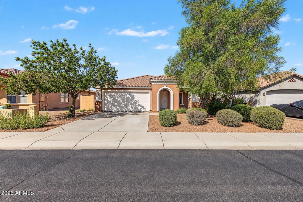 25748 W NANCY Lane, Buckeye, AZ 85326 — photo 2