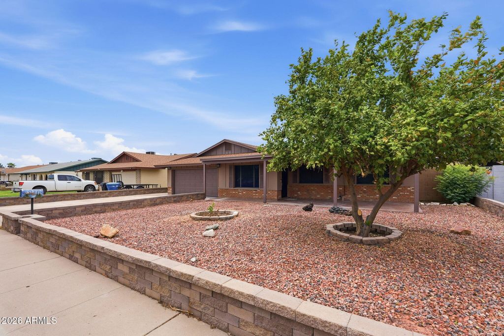 11002 N 45TH Avenue, Glendale, AZ 85304 — photo 3