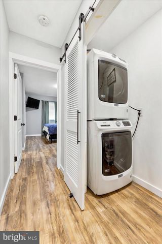 109 BURNT MILL RD, Cherry Hill, NJ 08003