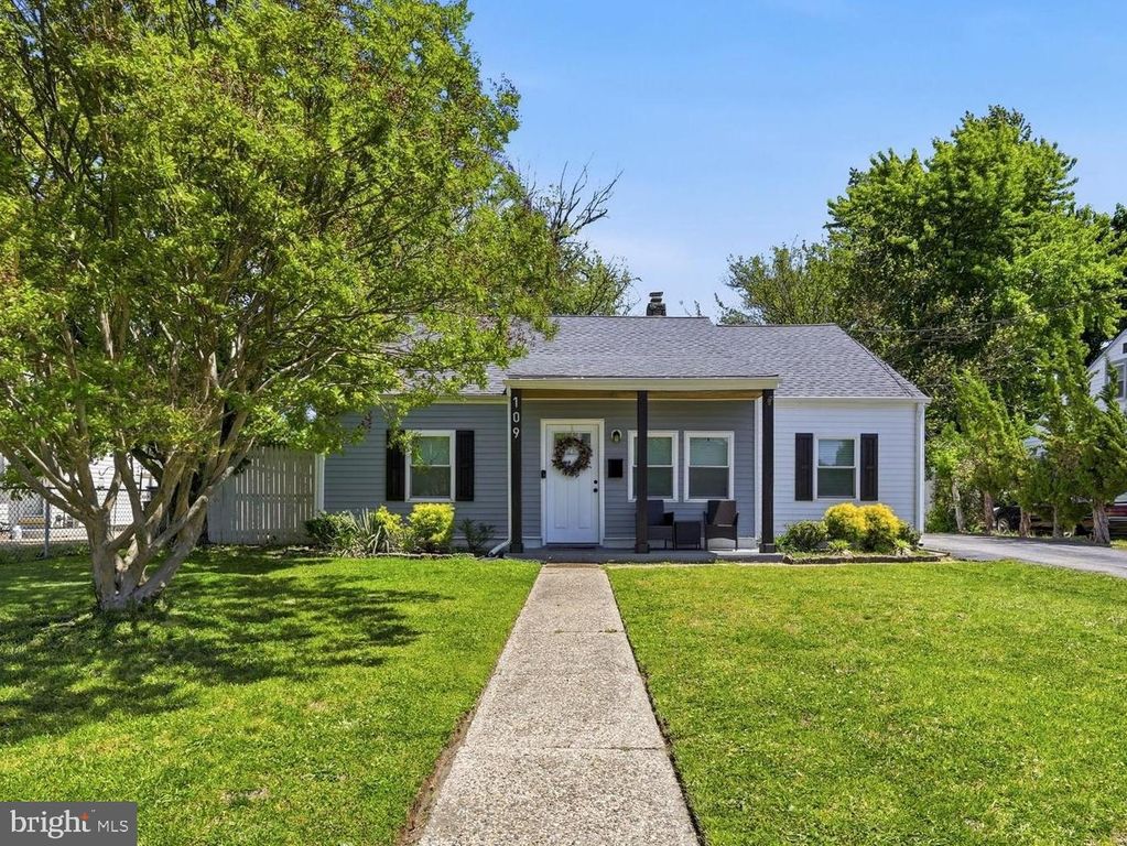 109 BURNT MILL RD, Cherry Hill, NJ 08003