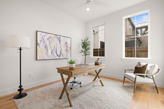 5032 Lansing DR, Austin, TX 78745