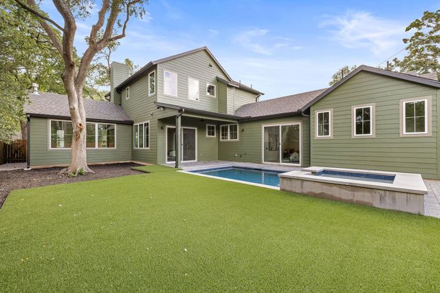 5032 Lansing DR, Austin, TX 78745