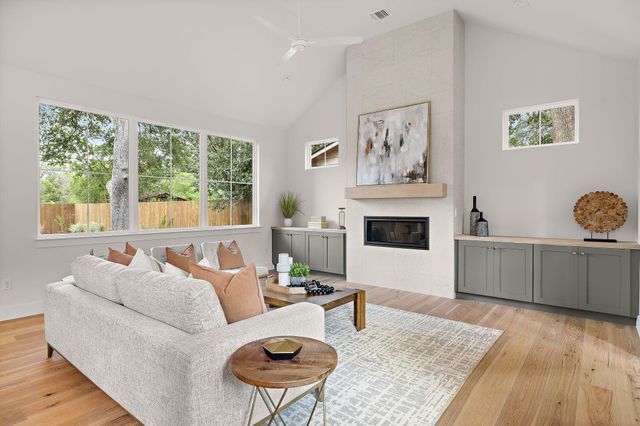 5032 Lansing DR, Austin, TX 78745