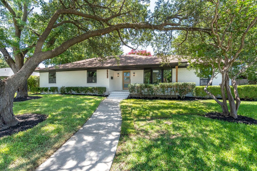 517 Brookshire Lane, Richardson, TX 75080
