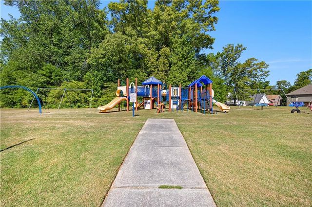 161 Springwood Drive, Carrollton, GA 30117