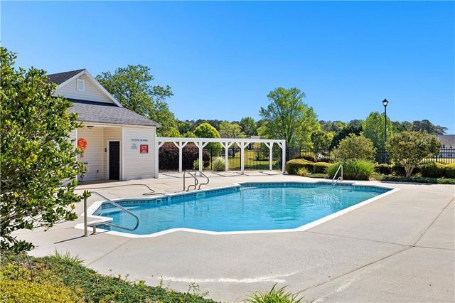 161 Springwood Drive, Carrollton, GA 30117