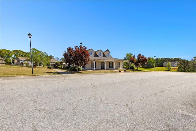 161 Springwood Drive, Carrollton, GA 30117