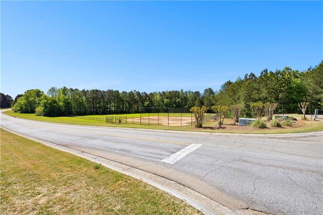 161 Springwood Drive, Carrollton, GA 30117