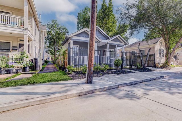 1606 Ruthven, Houston, TX 77019