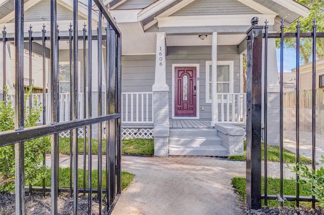 1606 Ruthven, Houston, TX 77019