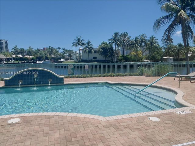201 Golden Isles Dr 510, Hallandale Beach, FL 33009